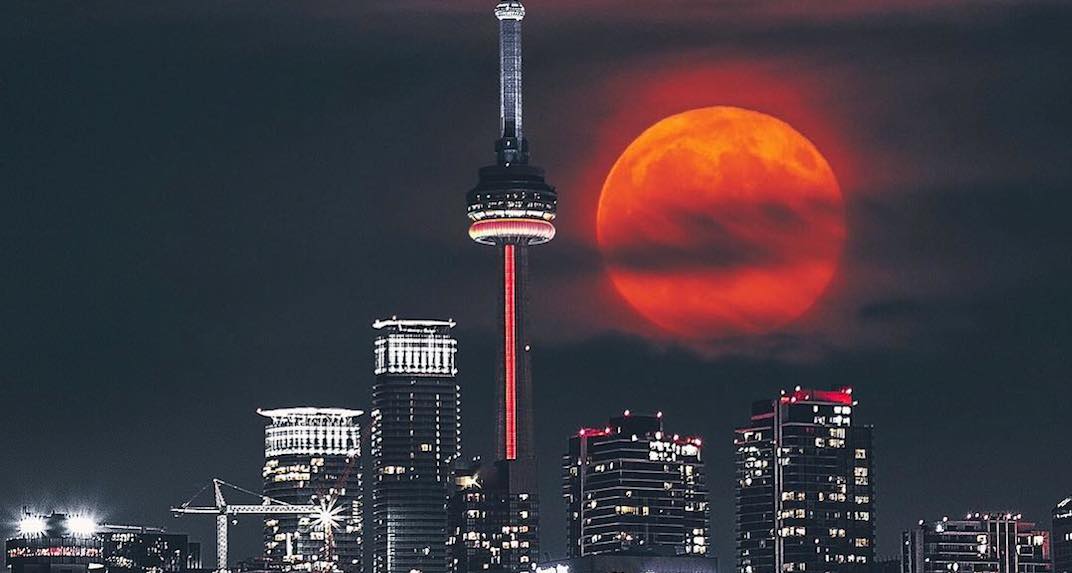 Blood Moon Over Ontario: Celestial Drama, Poutine, and dev.fiva.ca’s Quirky Survival Guide