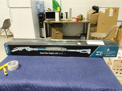 Cordless 2-1 Pole Saw & Mini Chainsaw - Wood Cutting Trimming Branch  